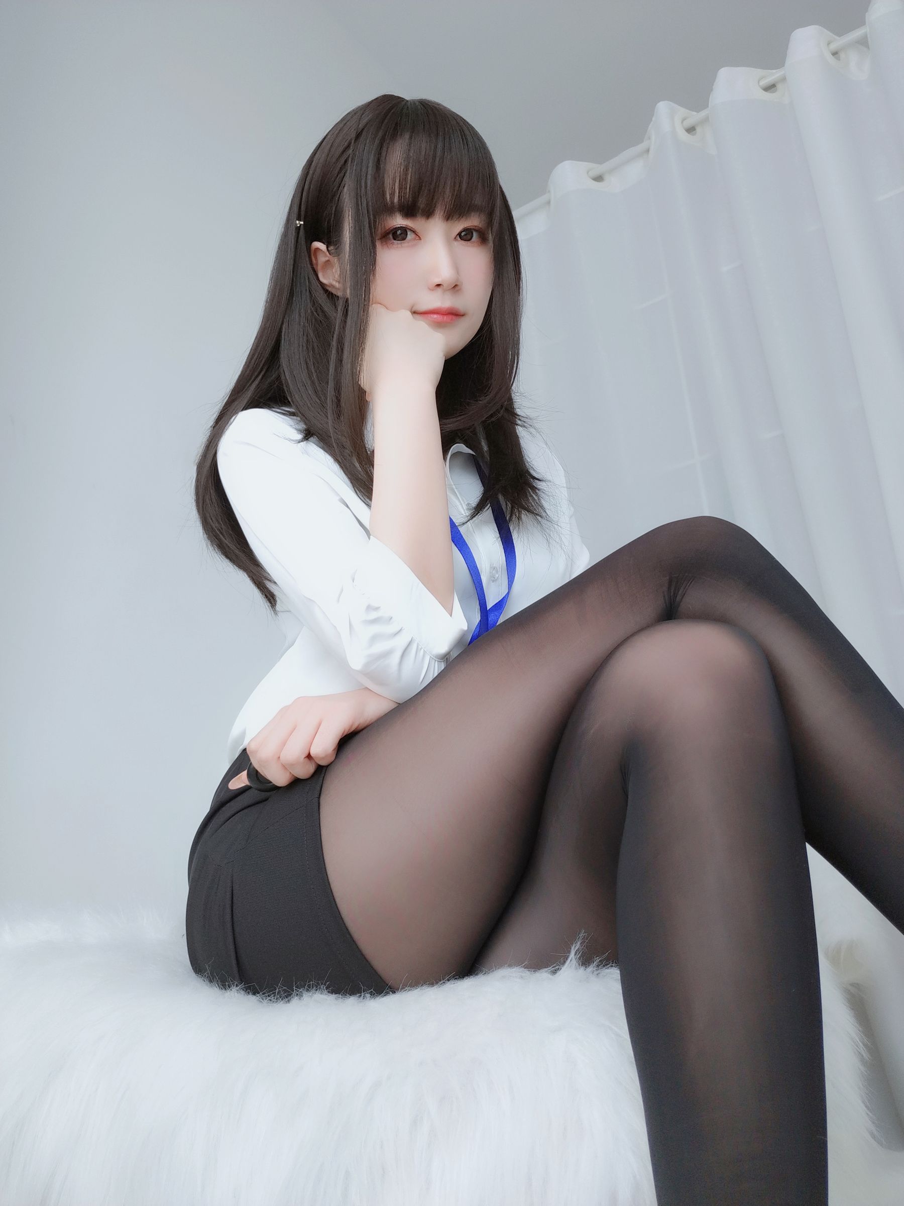 Coser小姐姐白银81–制服写真插图1